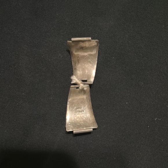 Effie Calavaza watch tips - Picture 2 of 3